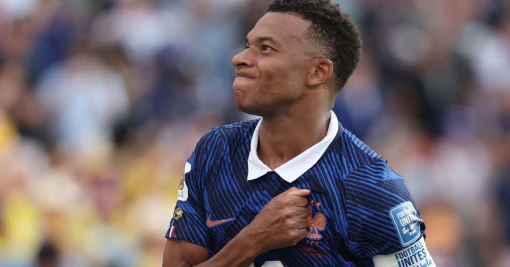 mbappe-reage-a-comentarios-racistas-de-senadora-do-paraguai:-“desprezivel”