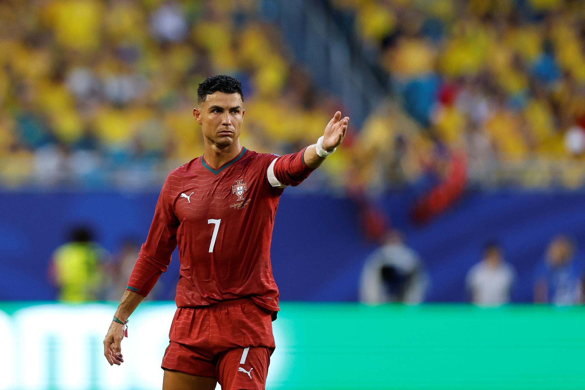 cristiano-ronaldo-posta-mensagem-apos-eliminacao-na-copa-do-mundo