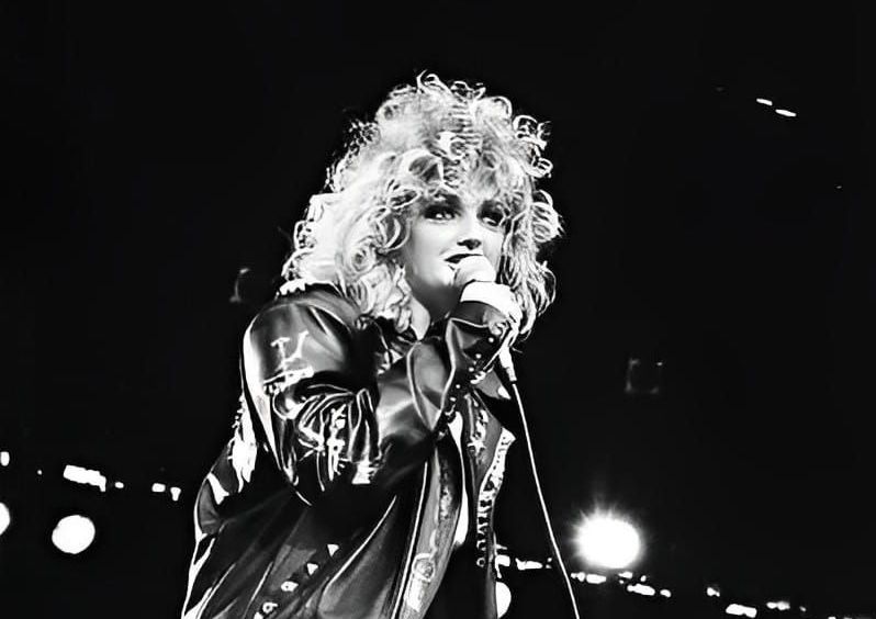 morre-aos-75-anos-bonnie-tyler,-icone-do-rock-e-pop-dos-anos-1980
