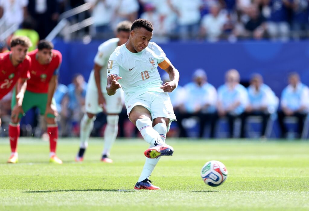 web-celebra-penalti-perdido-por-kylian-mbappe-na-copa-do-mundo