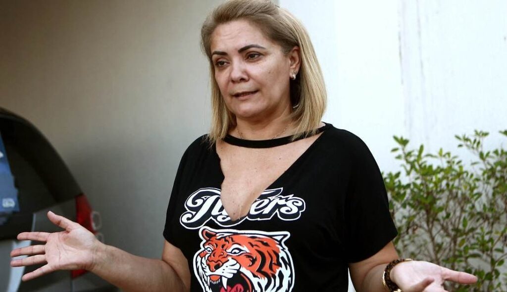 tse-bloqueia-contas-de-ex-esposa-de-bolsonaro