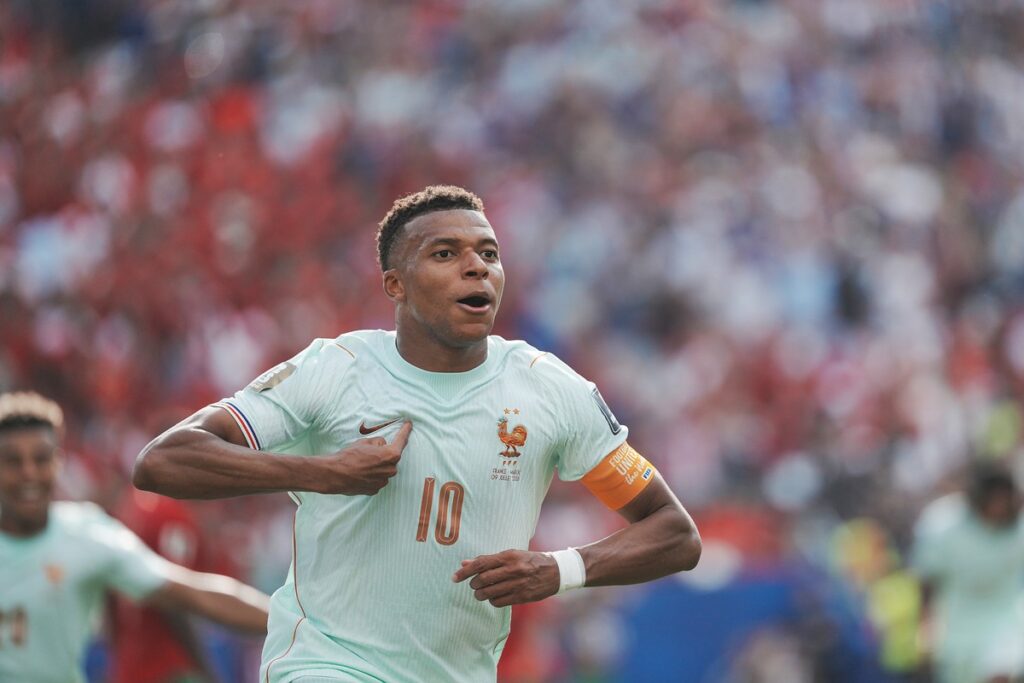 mirando-3a-final-seguida,-mbappe-nunca-foi-eliminado-em-copa-do-mundo
