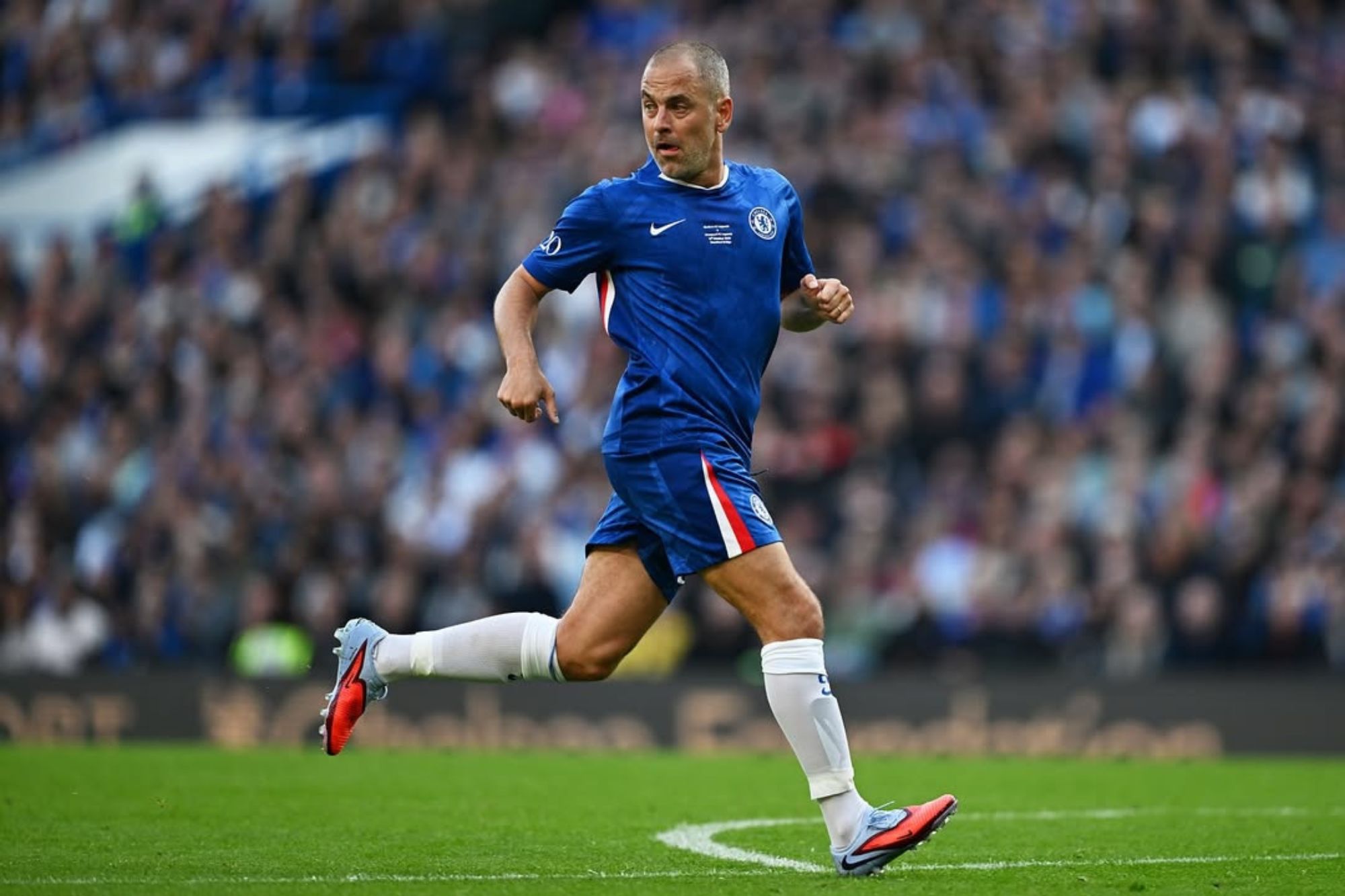 joe-cole-provoca-messi-e-crava-vitoria-da-inglaterra-sobre-a-argentina