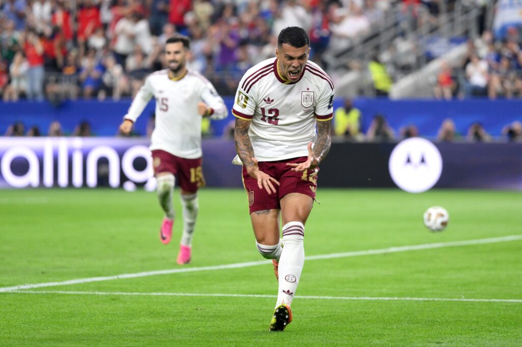 “mito”,-diz-jornal-espanhol-sobre-gol-de-oyarzabal-em-ida-a-final