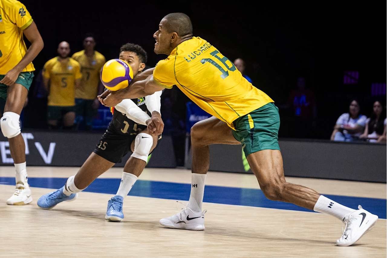 volei:-estados-unidos-dominam-o-jogo-e-brasil-perde-na-liga-das-nacoes