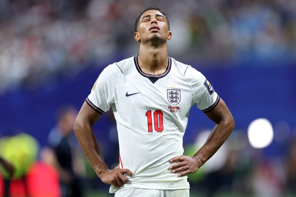 bellingham-lamenta-derrota-para-argentina-e-agradece-torcida-inglesa