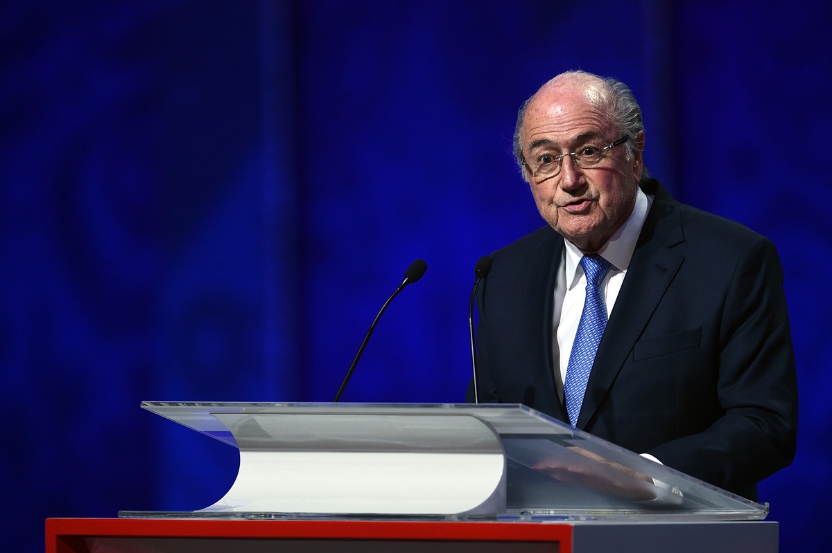 copa:-ex-presidente-da-fifa,-blatter-detona-show-de-intervalo-na-final