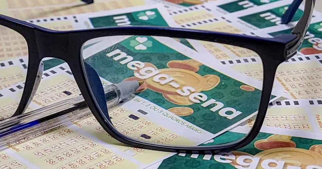 Mega-Sena 3033: sorteio deste domingo (18) pode pagar R$ 35 milhões