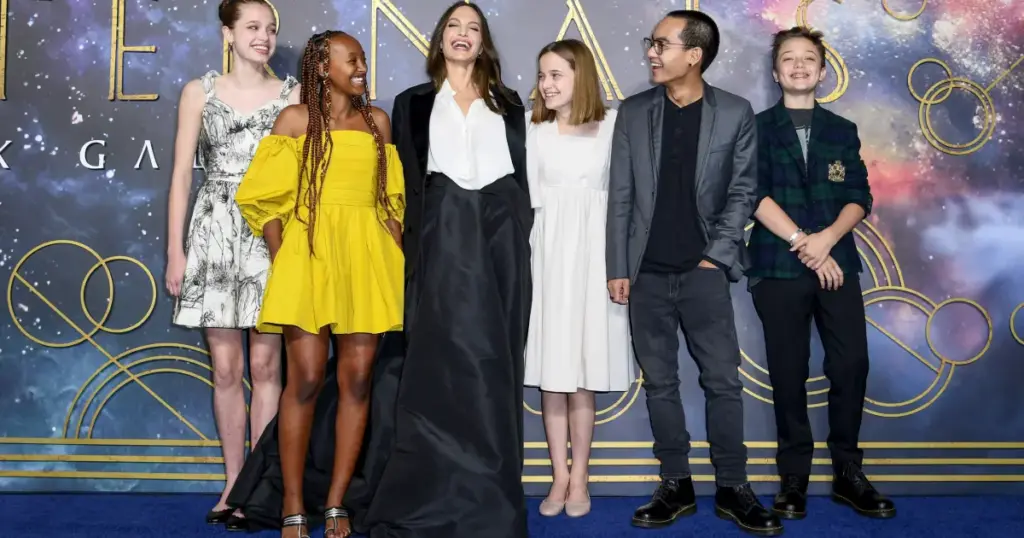 Filha de Angelina Jolie e Brad Pitt protocola retirada de sobrenome do pai