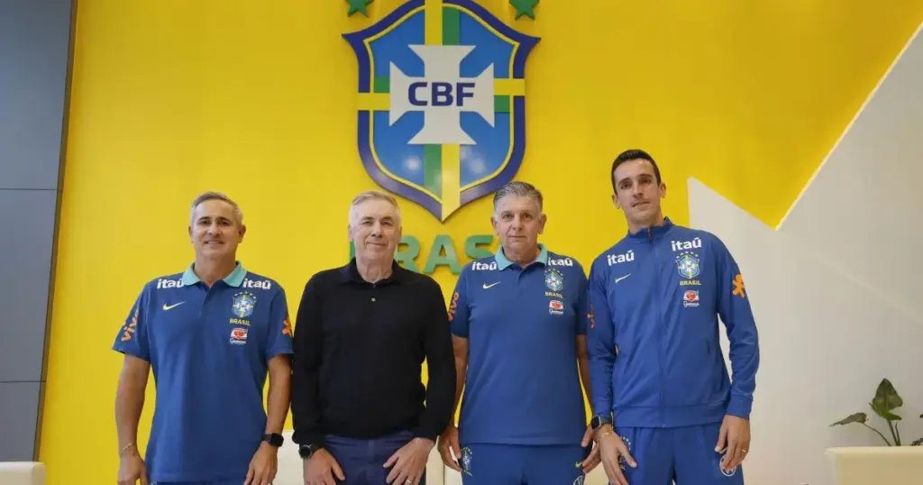 Ancelotti se reúne com técnicos da base e acompanha Copa do Brasil Sub-15