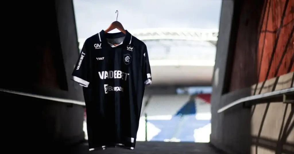 Remo x Vitória: escalações e onde assistir ao jogo do Brasileirão