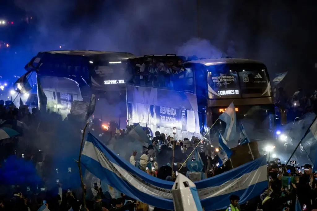 Argentinos convocam manifestação e pedem revanche de final da Copa