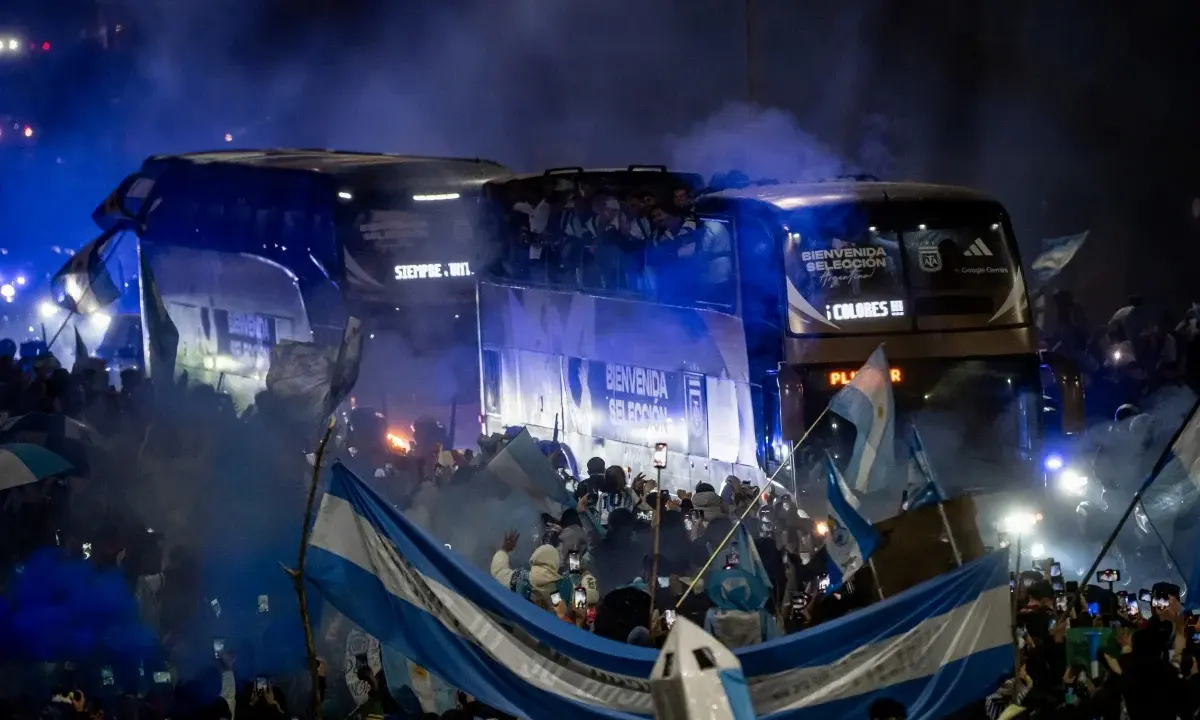 Argentinos convocam manifestação e pedem revanche de final da Copa