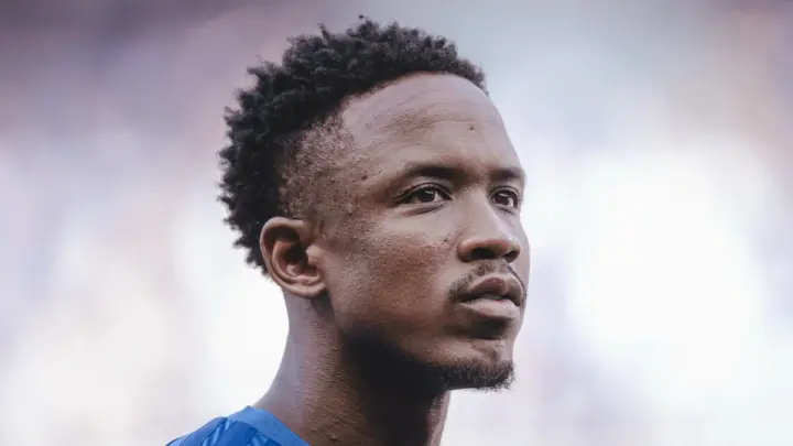 Atacante do Cruzeiro, Sinisterra vai tratar lesão da coxa na Finlândia