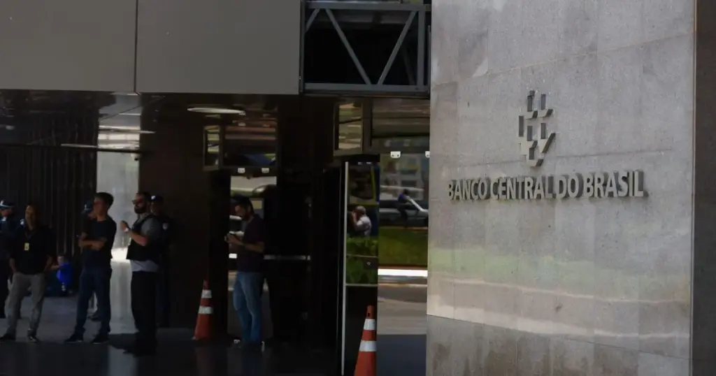Mercado reduz previsão para a inflação em 2026 pela 4ª semana, mostra Focus