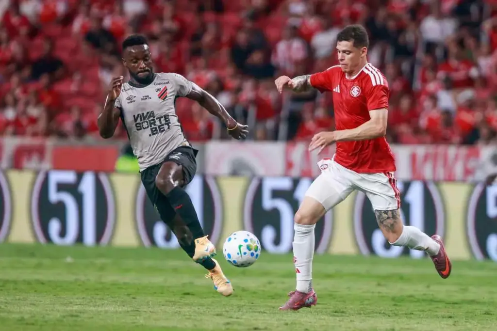 Brasileirão: Inter, Santos e Vasco abrem rodada na luta contra degola
