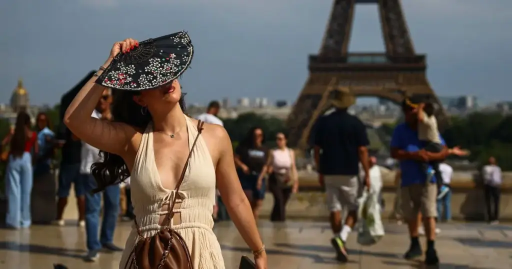 França registrou 5.764 mortes em excesso durante ondas de calor recentes