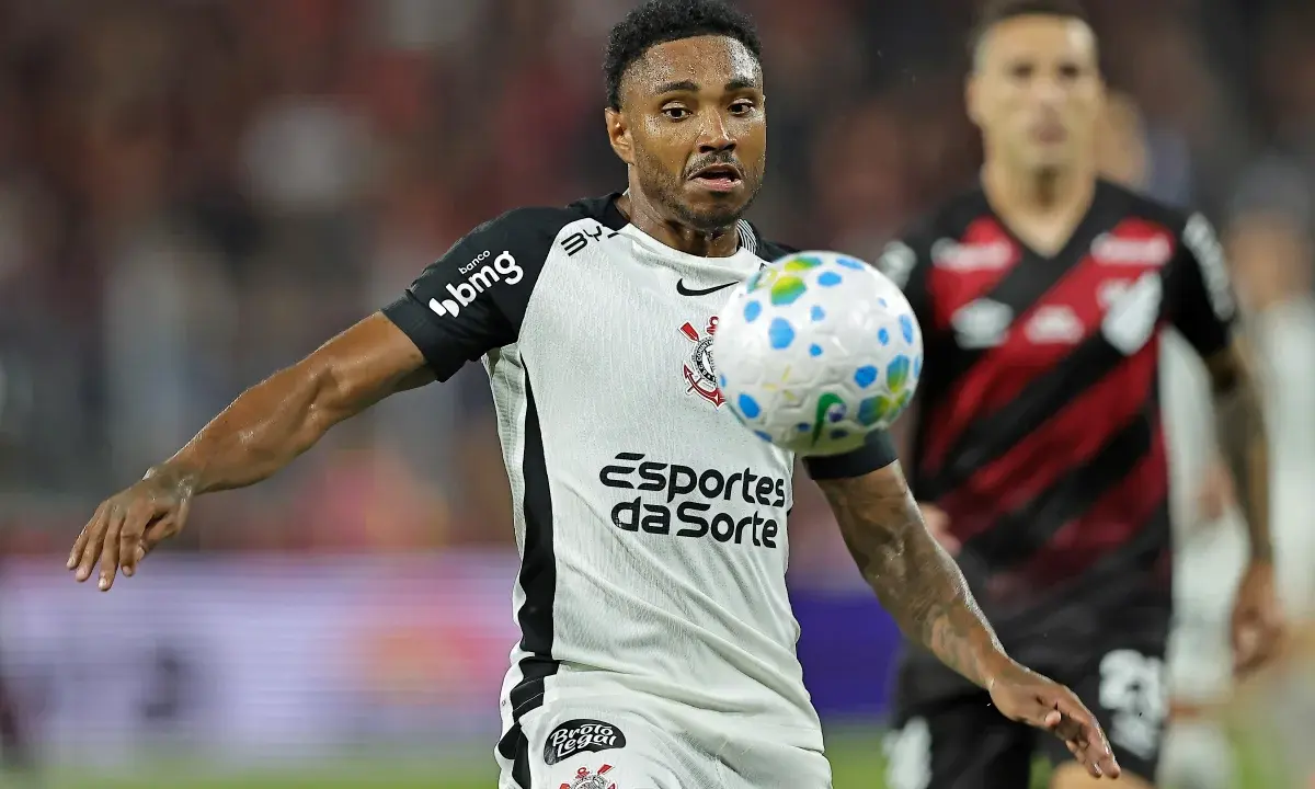 Corinthians: em meio à recuperação, Vitinho tem nova lesão no joelho