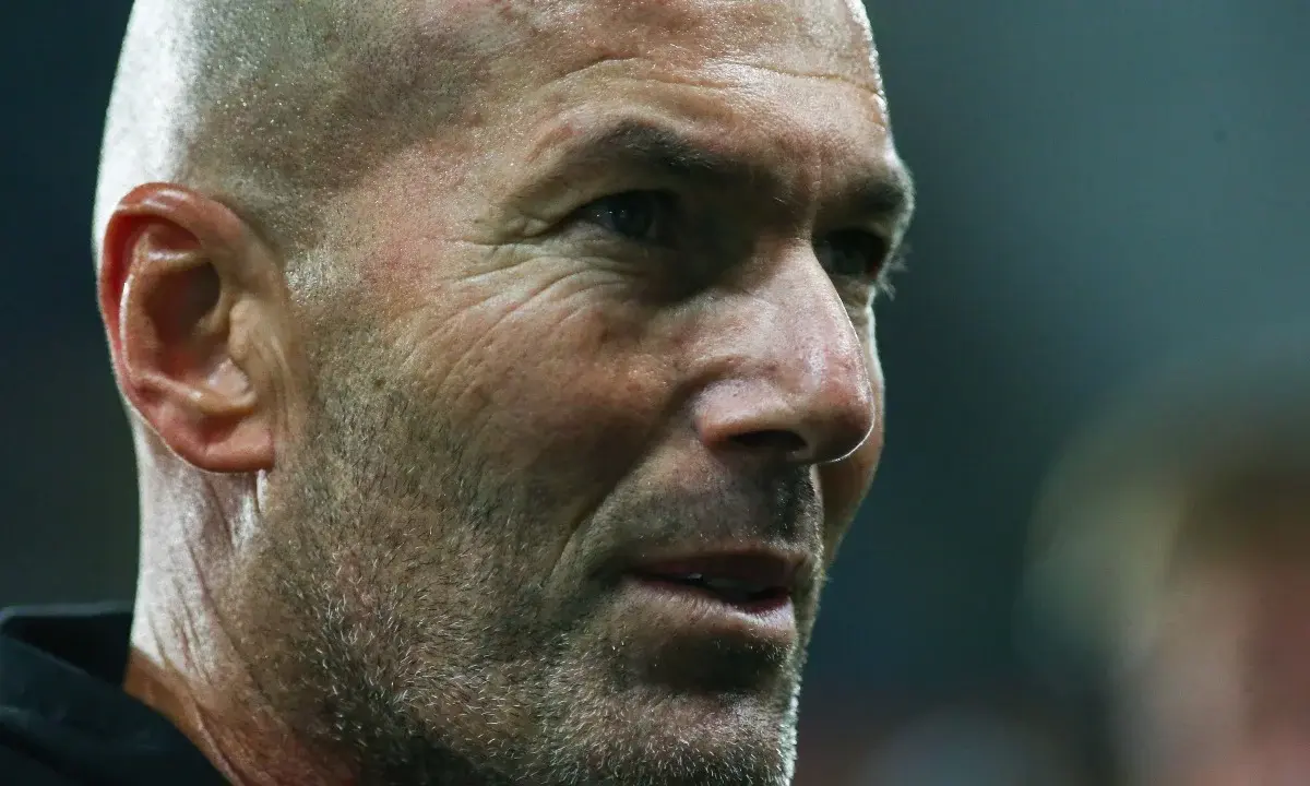 França anuncia Zidane como novo técnico após saída de Deschamps