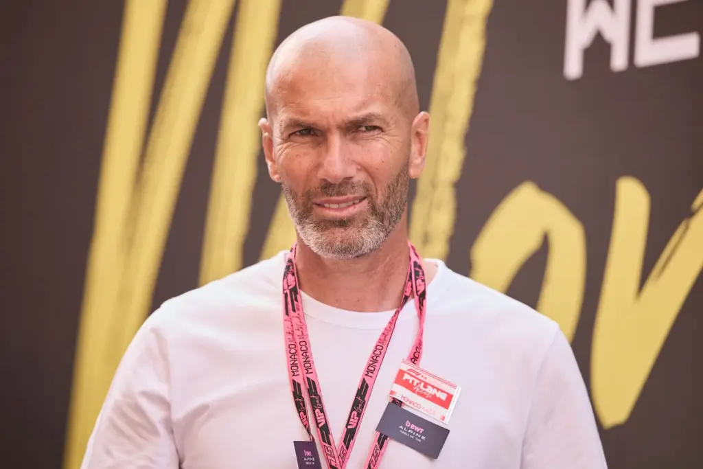 França apresentará Zidane como novo técnico em 28 de julho, diz jornal
