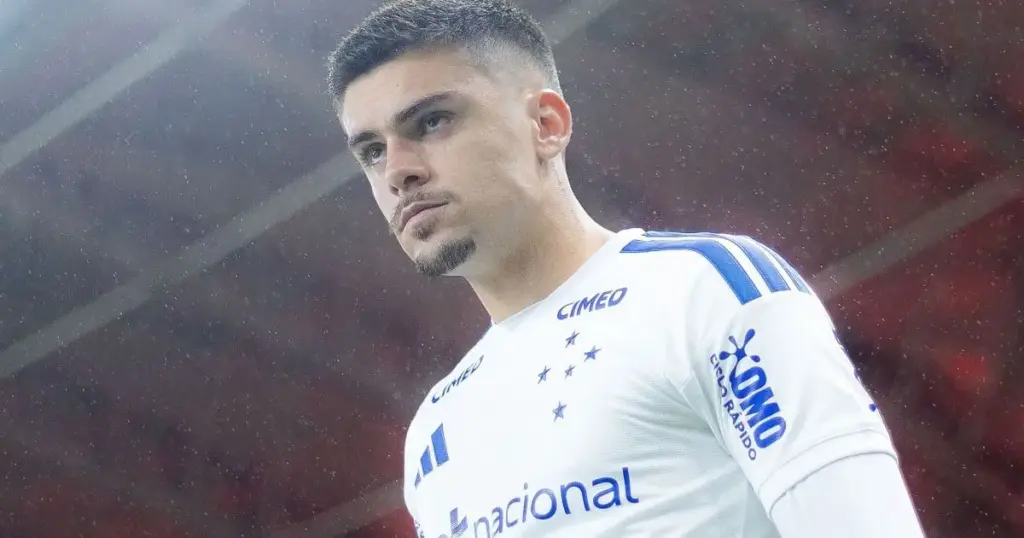 Atacante Gabriel Pec passa por reavaliação e tem fratura confirmada