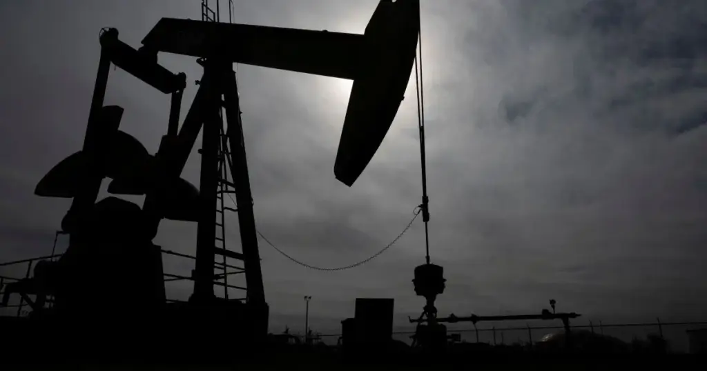 Preços do petróleo voltam a subir com novos ataques entre EUA e Irã