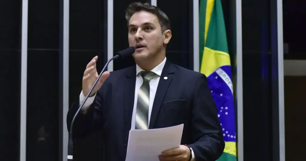 PL lança candidatura de Zucco ao governo do RS com frente ampla da direita