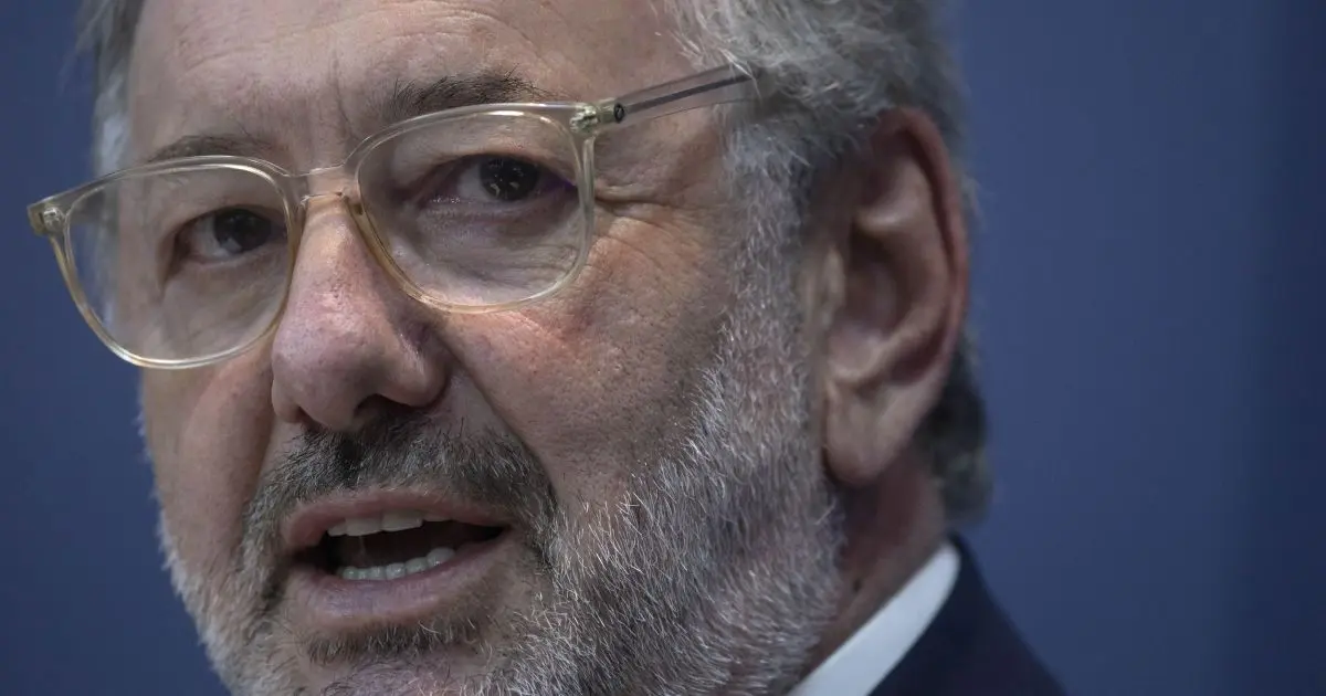 Ministro: EUA pediram abertura do setor químico e isenção para indústria