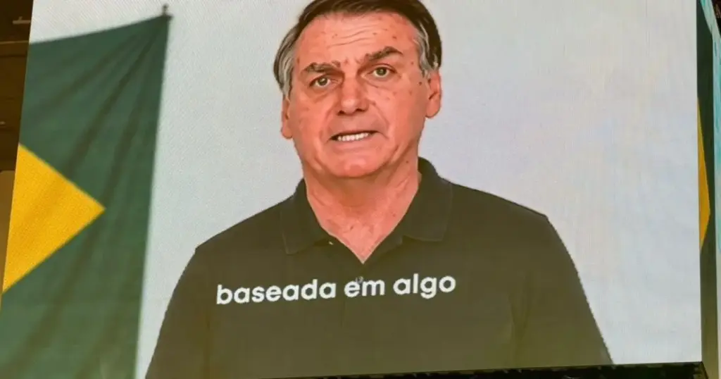 Estudamos a legislação antes de usar vídeo de Bolsonaro por IA, diz Flávio