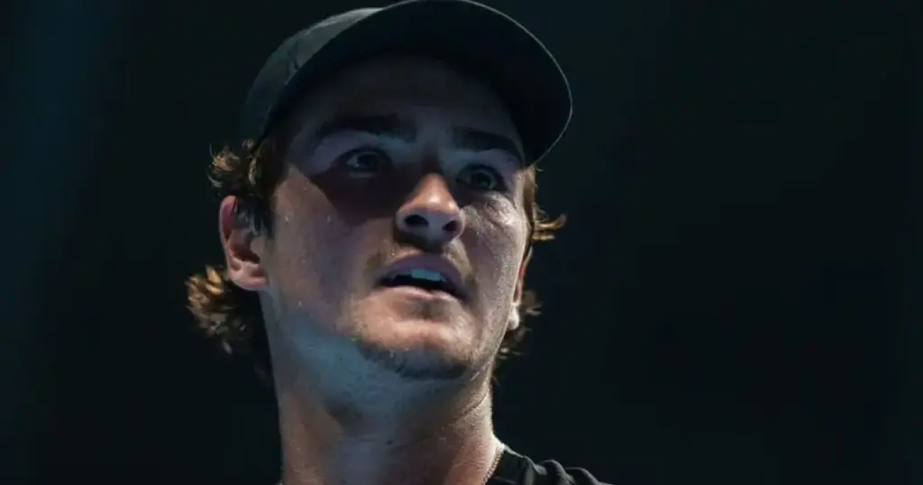 João Fonseca é eliminado do UTS Rio após derrota para Kyrgios