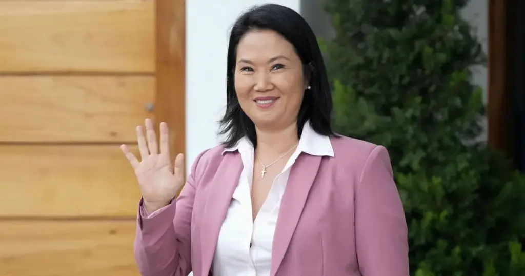 Keiko Fujimori toma posse como presidente do Peru nesta terça-feira (28)