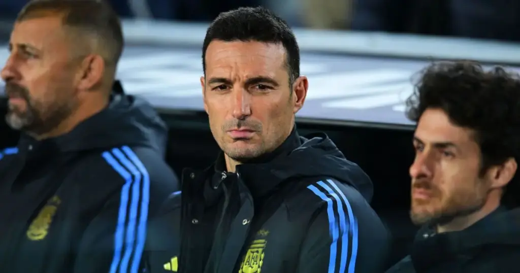 Scaloni alcançará recorde no comando da Argentina na final da Copa do Mundo