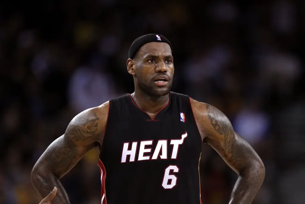 Miami Heat faz post por engano e "entrega" acerto com LeBron James