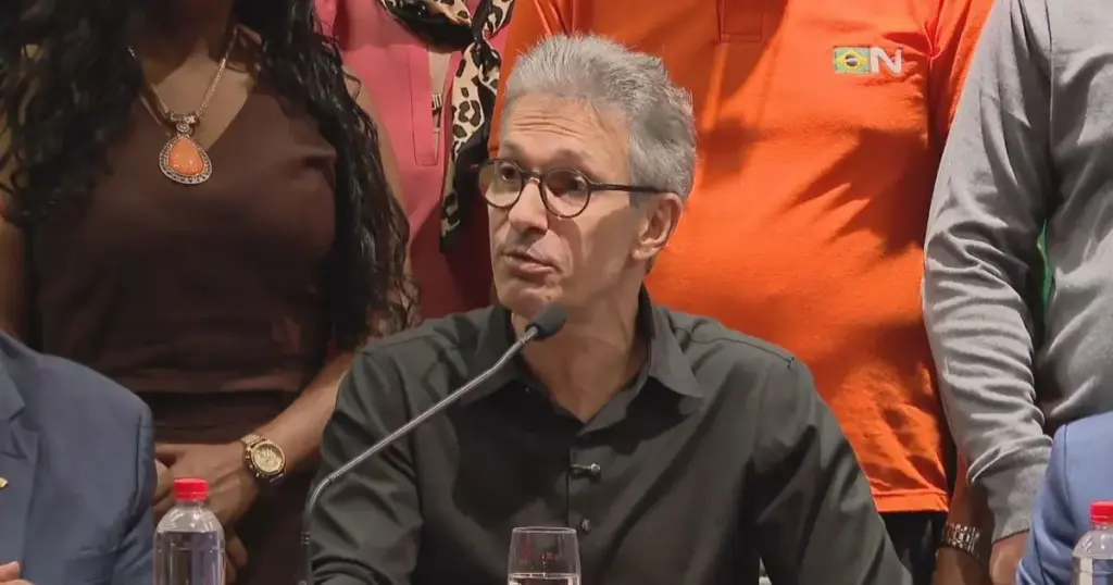 “Minha bandeira é estar contra o PT”, diz Zema em convenção