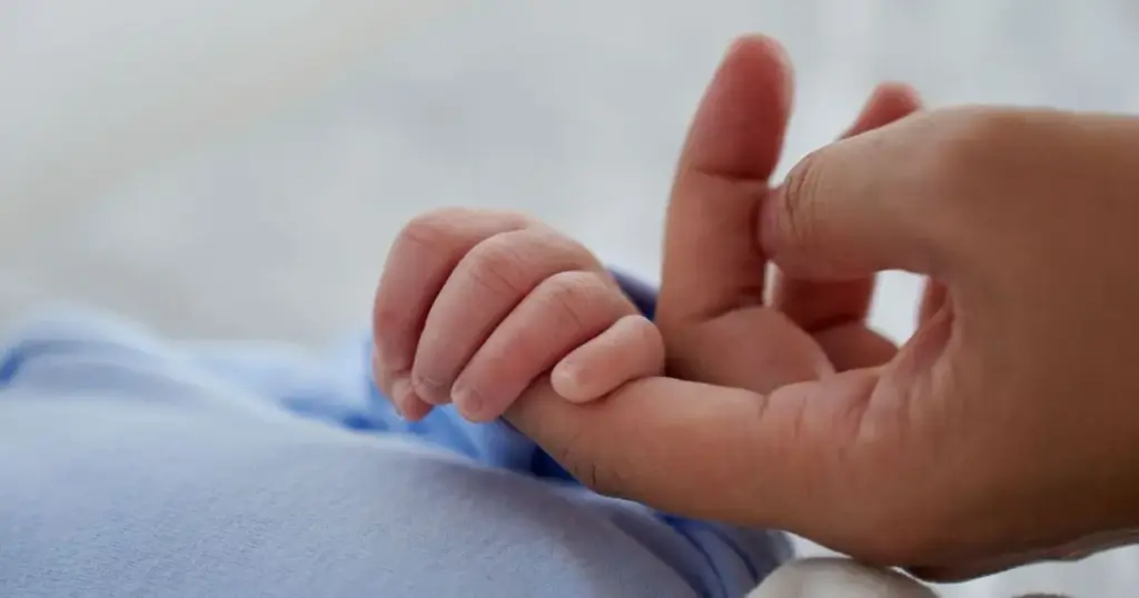Morte de bebê de 10 meses no Ceará: laudo nega abuso e aponta asfixia