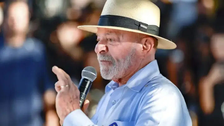 Lula se reúne com JHC para tentar consenso em Alagoas