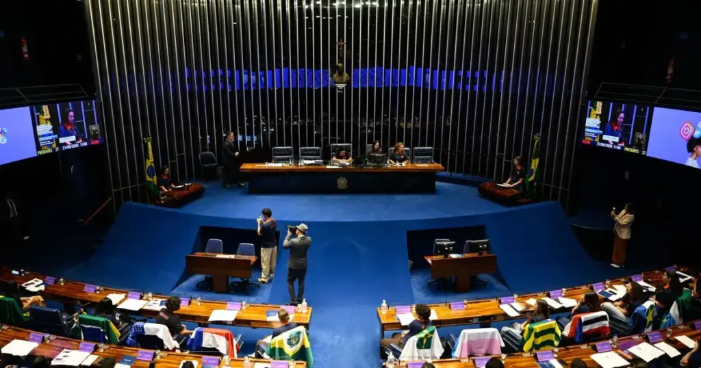 Quem são os candidatos a senador pelo Espírito Santo em 2026