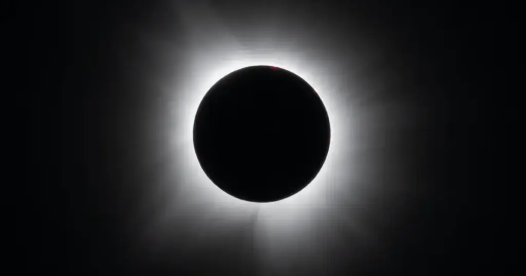 Eclipse solar: horário, onde será possível ver e como acompanhar o fenômeno