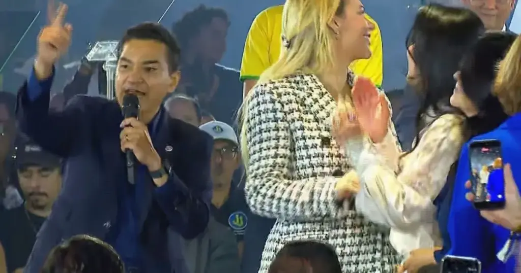 Presidente do Republicanos declara apoio à candidatura de Flávio em SP