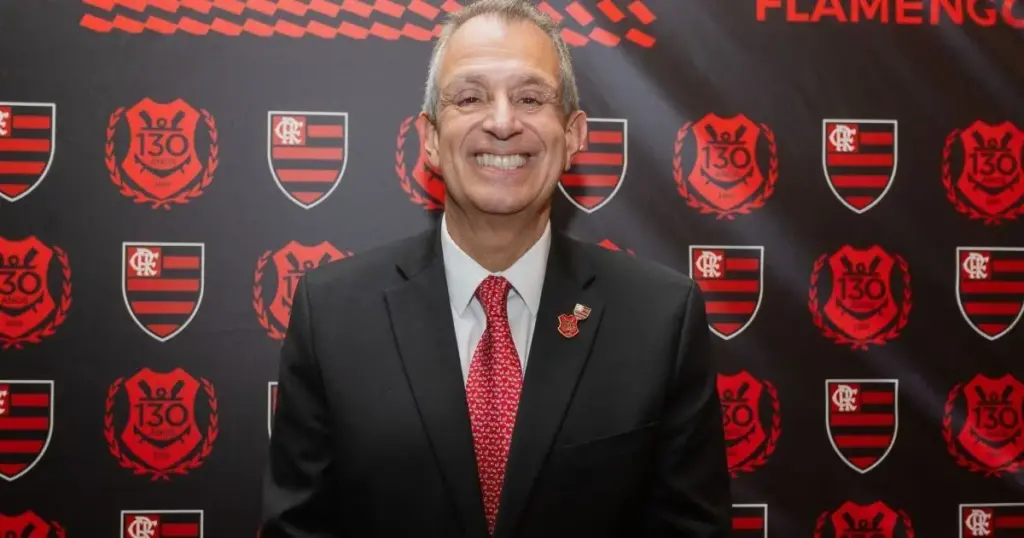 Flamengo revela valores de contratações e vendas do 1º semestre