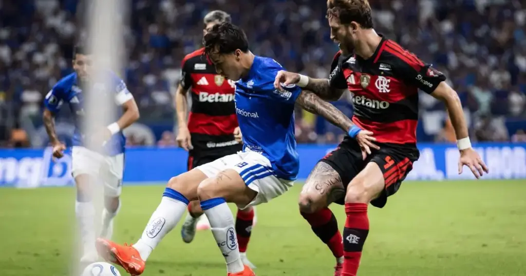 Veja melhores momentos de Cruzeiro 1 x 1 Flamengo pela Libertadores