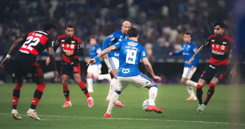 Jardim rebate vaias do Cruzeiro: “Não posso dizer não ao Flamengo”