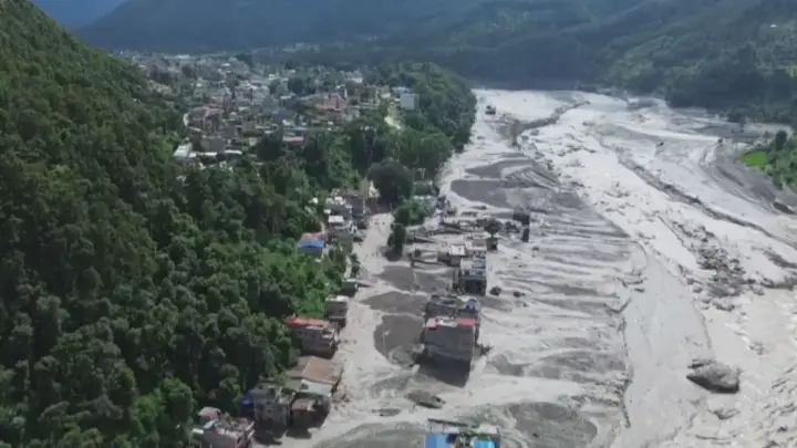 Casal desaparece em inundação após realizar peregrinação no Nepal