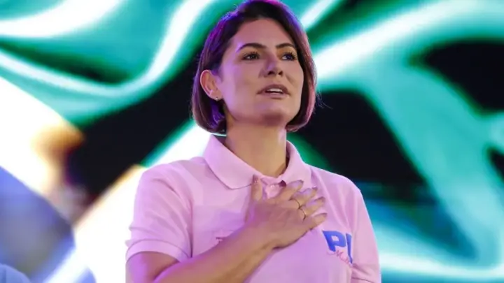 Michelle conta com rede de apoio de irmãos para candidatura ao Senado