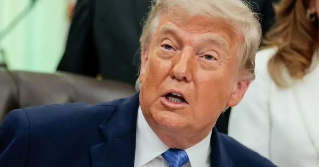 Ameaça de Trump de bombardear Omã “não é crível”, diz especialista