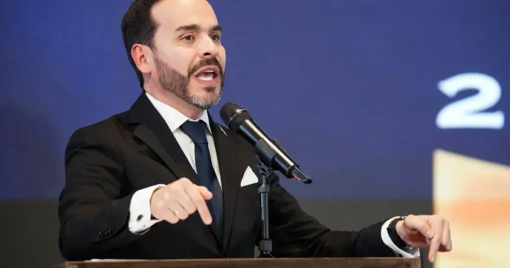 Abelardo de la Espriella assume presidência da Colômbia nesta sexta (7)