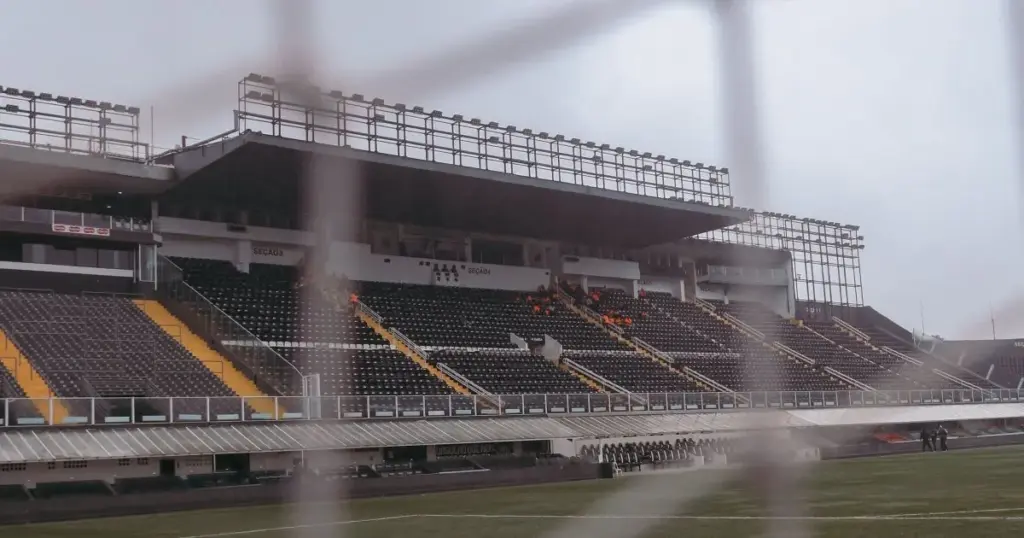 Neymar joga? Escalações e onde assistir a Santos x Athletico-PR