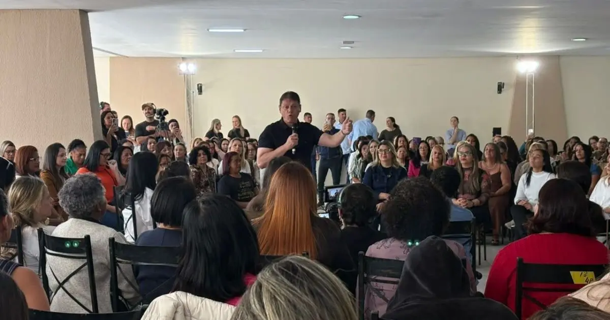 Ao lançar campanha, Tarcísio afirma que pauta da mulher dominará debates
