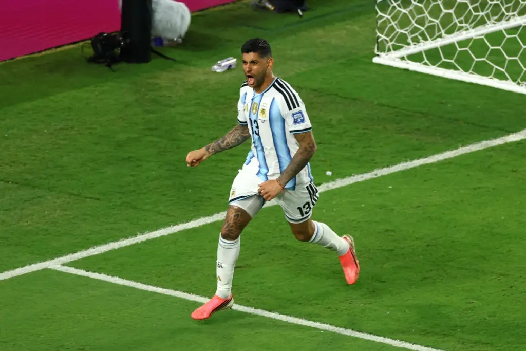 Atlético de Madrid prepara oferta de R$ 178 milhões por Cuti Romero