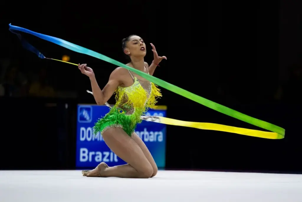 Bárbara Domingos promete "dar 1000%” por final na Ginástica Rítmica